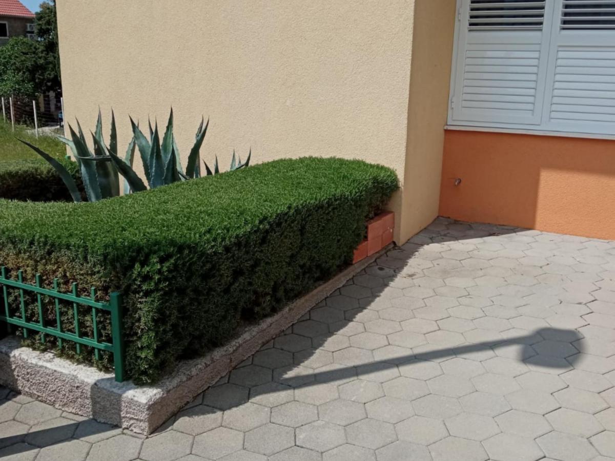 Fragola Apartment Makarska
